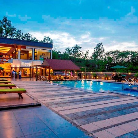 Hotel VITS Shalimar, Ankleshwar Exterior foto