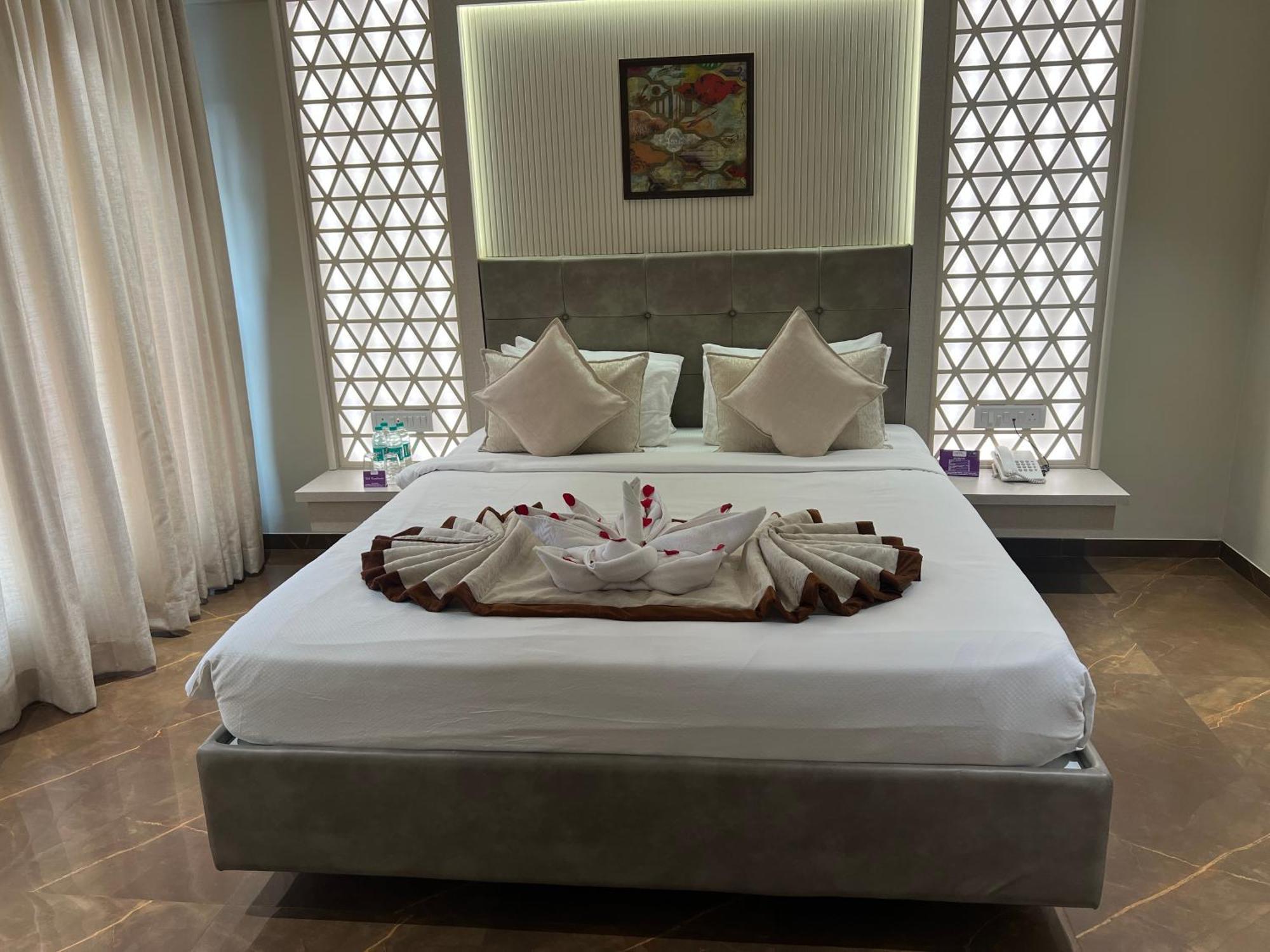 Hotel VITS Shalimar, Ankleshwar Exterior foto