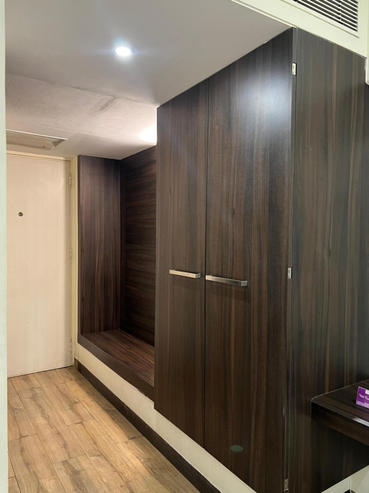 Hotel VITS Shalimar, Ankleshwar Exterior foto
