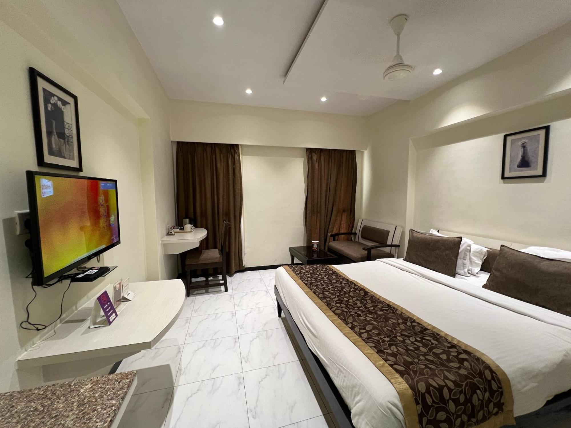 Hotel VITS Shalimar, Ankleshwar Exterior foto