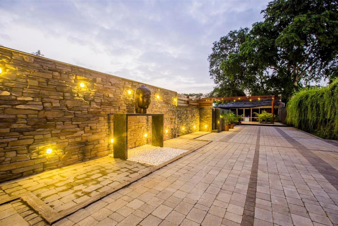 Hotel VITS Shalimar, Ankleshwar Exterior foto